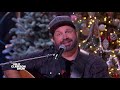 Kelly Clarkson & Garth Brooks Cover 'Shallow' From 'A Star Is Born'