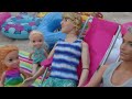 Family floaties day ! Elsa & Anna toddlers - Barbie dolls - gems - playing