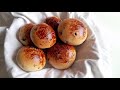 Soft and Fluffy Chocolate Chip Buns خبز برقائق الشوكولاتة