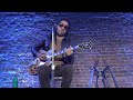 Lenny Kravitz - Always On The Run (Live)