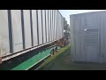 Container unload