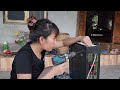 Repair girl: Repair and maintain amplifiers at home.