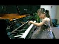 Kelly Zhang plays Reflections by Alexander