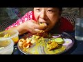 CHIKEN CURRY, DAL WITH RICE EATING II चिकन करी र , दाल भाट मुकबांग // NEPALI MUKBANG \\