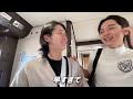 Young Korean boys riding a Japanese Shinkansen for the first time were surprised...