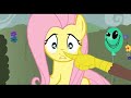 Flutters gets﻿ BEEBEEPED in the maze.