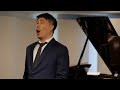 新加坡男中音吳翰衛唱阿鏜作曲版《滿江紅》