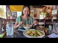 Where to eat in Mae Hong Son? The best Khao Soi at JiJi Good Vegetarian Restaurant & Pizza Primavera