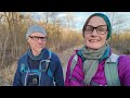 Schmale Pfade durch die Ville: Wandersocken an fünf Seen