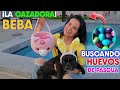 LA BEBE BUSCA SUS HUEVOS DE PASCUA PREFERIDOS | AnaNANA TOYS