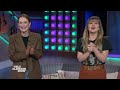 Julianne Moore & Kelly Clarkson Play 'What's Creepin' Up On Me?'