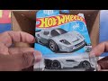 UNBOXING MY FIRST HOT WHEELS CASE EVER!!