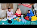 Dopahar ki Shadeer Garmi Mein Family ke liye Mango ka Juice Banaya ll Milkshake village live