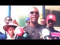 URGENT/ LE SÉNÉGAL PROTESTE EN CE MOMENT/EXIGENT BASSIROU DIOMAYE FAYE LE RETRAIT DE L'ARME FRANÇAIS