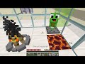 Mikey vs JJ UNDERWATER FAMILY Survival Battle in Minecraft (Maizen)