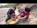 INDONESIAN GOLD HUNTERS IN THE BORNEO RIVER.! FINDING THE TREASURE OF THE GOLD FIELDS ~ GOLD FIELDS