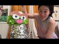 Let's make a piñata together! My first time!!!