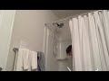 Kreek in shower