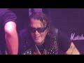 STEPHEN PEARCY F***ED  UP ON STAGE (RATT CONCERT}