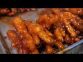 Very Cheap Fried Whole Chicken in Korean Traditional Market / 옛날 통닭 파닭 / Korean Street Food
