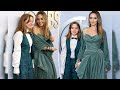 Angelina Jolie and Brad Pitt's daughter, Vivienne, 15, meets her mother on the red carpet at the