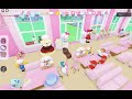 BUYING THE KIDS CORNER IN HELLO KITTY CAFE