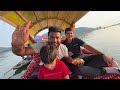 Srinagar Dal lake me Shikara Ride 😱 | Leh to Srinagar Road Trip | Yaatri