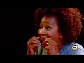 Wanda Sykes Confesses Everything While Eating Spicy Wings | Hot Ones