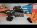 NEW! Giganotosaurus VS Atrociraptor Collection