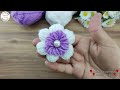 I HAVE A GREAT IDEA. MAKE EASY FLOWERS WITHOUT KNITTING. DO IT VERY EASY, SELL VERY EASY, EARN MUCH.