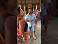 JUANA LA CUBANA BAILANDO CON SU HIJA SANDRA EN EL RESTAURANTE CIRA LA MORENA DE BARRA VIEJA ACAPULCO