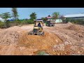 Really fantastic! Excellent Bulldozer Pushing Soil With Many Dump Trucks - 5 Ton Delivery Soil