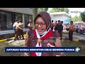 Warga Dan Pelajar Antusias Nonton Kirab Duplikat Bendera Pusaka Dan Teks Proklamasi