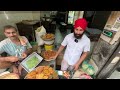 20/- Amritsar’s OG Bheega Kulcha, Mathi Chole 🥵, Graduate Pakore Wala Selling 12+ Types Of Pakoras
