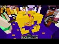 10 FRIENDS on one EMOTION BLOCK in Minecraft!