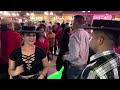 Hermosas mujeres y galantes caballeros bailan rancheras junto a  Los Flores de Yungay - Mix cumbias