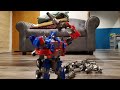 Optimus Prime VS Megatron (Transformers Stop Motion)