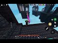 MY NOOBIE FRIEND TRYING TO PLAY ROBLOX BEDWARS