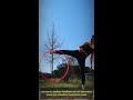 Mona Motion bringt euch bei mit dem Hula Hoop Reifen zu tanzen