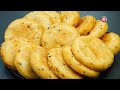 പൊരിച്ച പത്തിരി (എണ്ണ പത്തിരി)Poricha pathiri(Ennapathiri) Recip/Malabar Style Fried pathiri