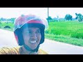 Di tengah perjalanan nge-vlog motornya mogok