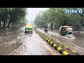 15+ KM Traffic &Heavy water Logging In Faridabad,Okhla .1st Rain and High Impact On Peoples.