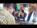 Making five-color sticky rice to bring to the market to sell and grow corn