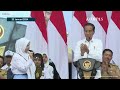 Kala Presiden Jokowi Sebut Siswa SD Magelang Kurus Mirip Dirinya di Penyerahan Bantuan PIP