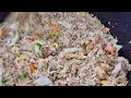 See how I made this tasty pepper dirty fried rice /corned beef fried rice/Comment faire du riz sale