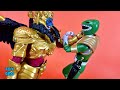 Super7 Ultimates! Mighty Morphin Power Rangers Wave 1 GOLDAR Action Figure Review