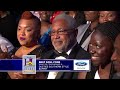 Lavell Crawford Presents Neighborhood Award for Best Soul Food