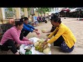 Harvesting Melon Garden, Bringing It to Market to Sell, Buying Rice to Help Single Grandmother.