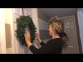 Creative ways to decorate with wreaths | Easy Christmas DIYS