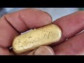 MAN FIND GOLD WITH A SIMPLE DEVICE